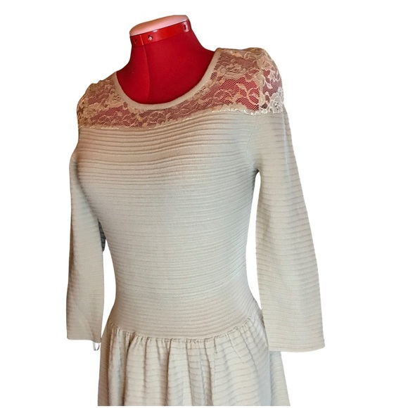 Cream-Color Jessica Simpson Skater Dress - Picture 4 of 5